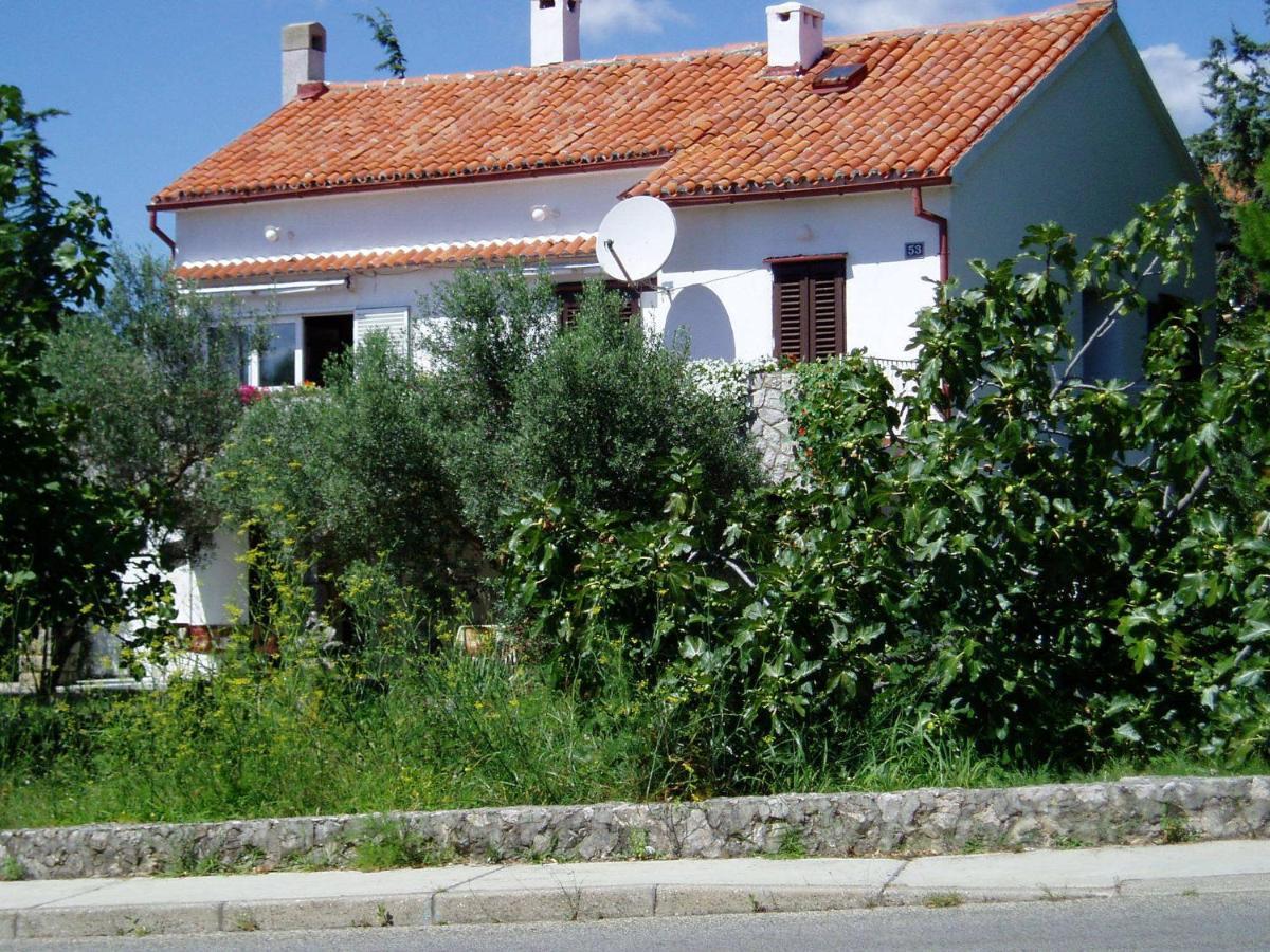 Apartments Vjera Кърк Екстериор снимка